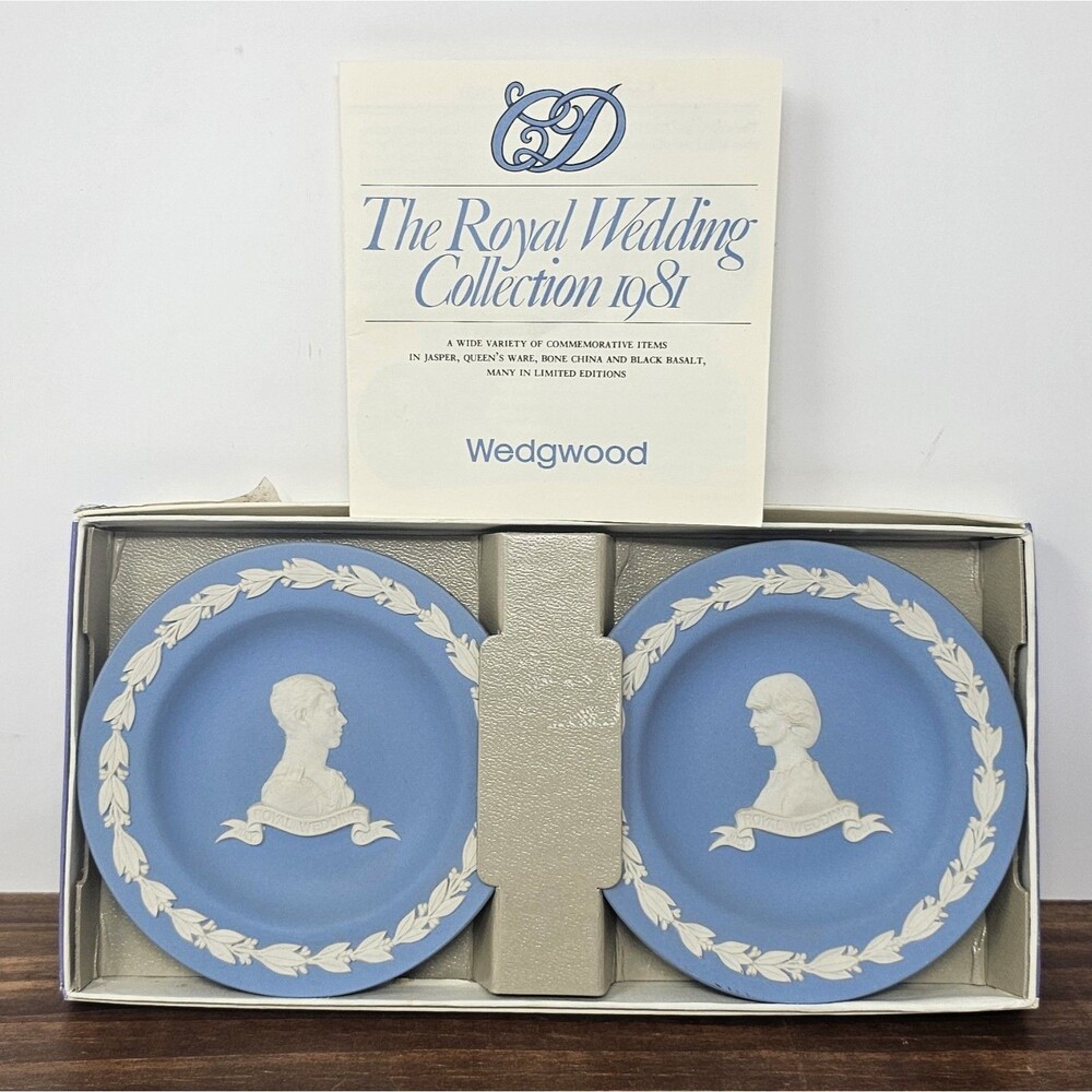 Wedgwood Royal Wedding Lady Diana & Prince Charles 1981 Plate Set Jasperware